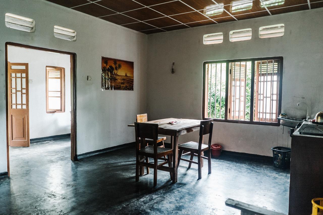 New Sam Tourist Inn Weligama Esterno foto